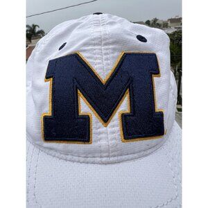 Vintage Y2K RARE Michigan Wolverines white adjustable LARGE block "M" cap